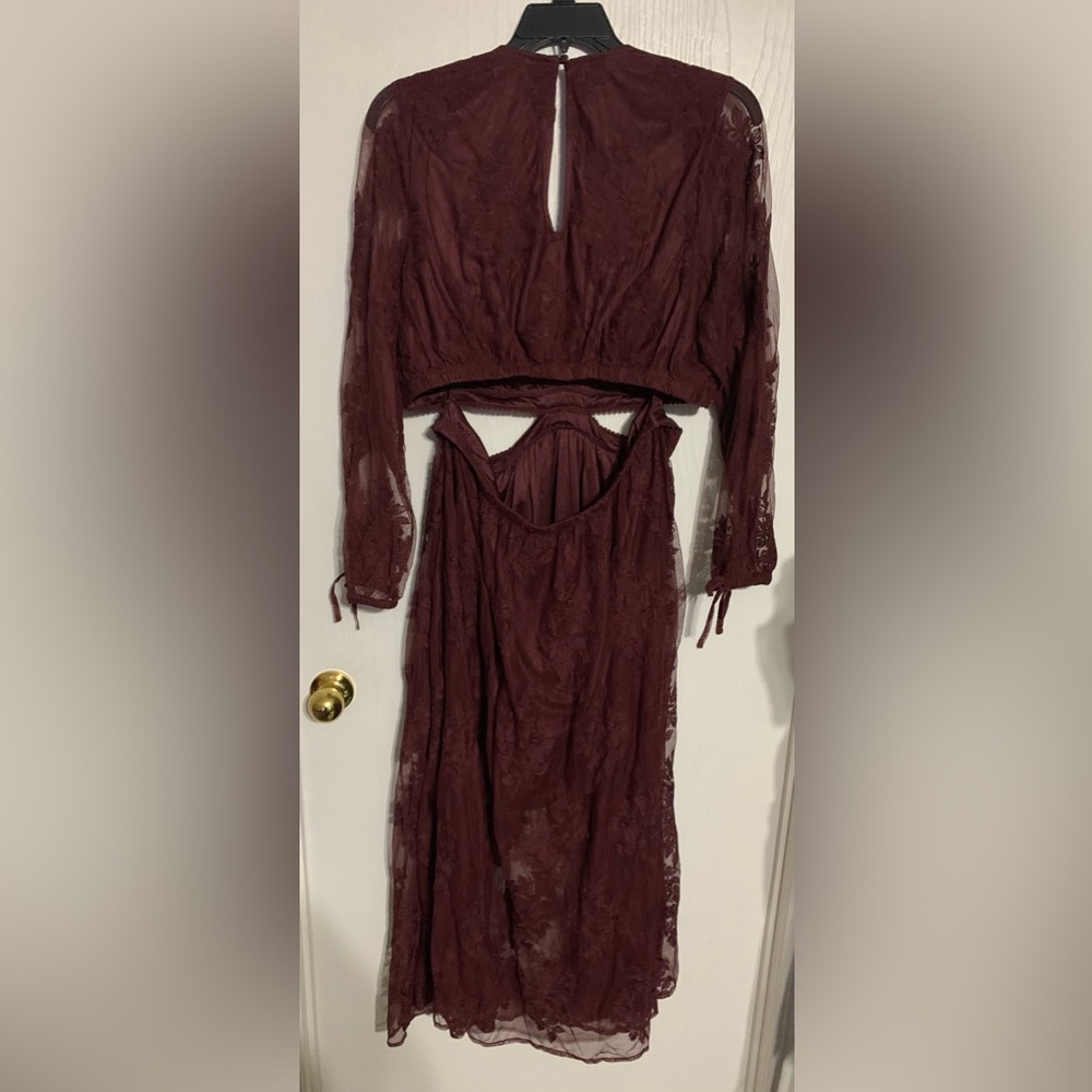 Torrid Festi Embroidered Lace Maxi Dress with Cutout Detail NWT - Picture 4 of 5